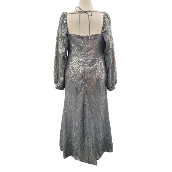 NWT Long Sleeved Patterned Sequin Gown Size 16 XL - Picture 7 of 11